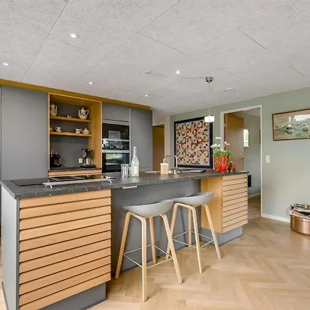 Thorid - 800m From The Sea By Interhome Bjerregård